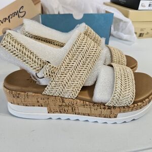 Skechers Women's Tan Woven Sandals